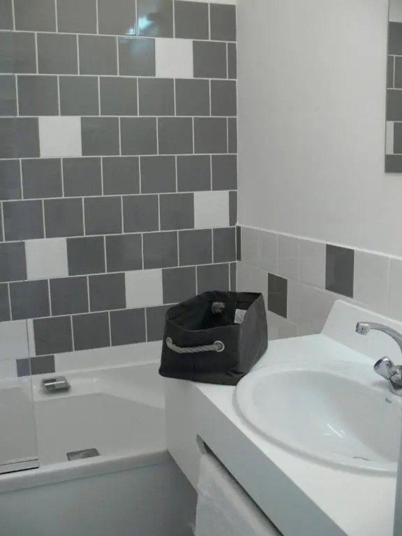 LÎle Ô Château (ex Les Douves)