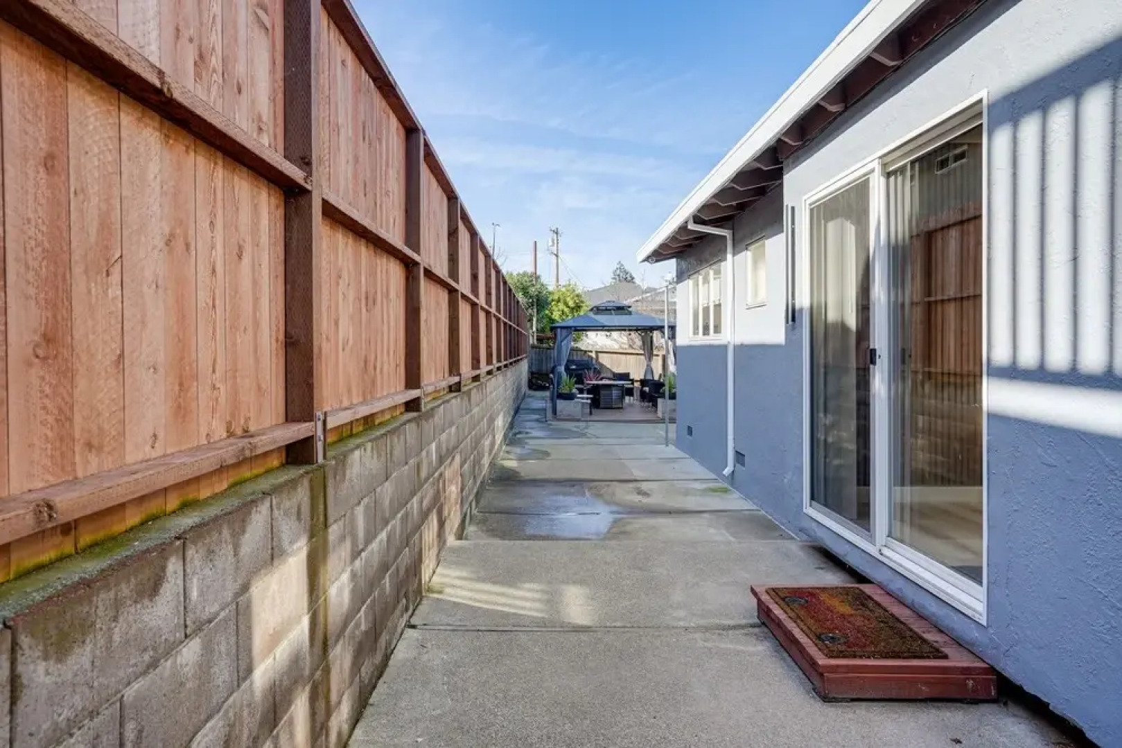 Pinole Oasis w/ Gazebo & Gas Grill: Close to Napa