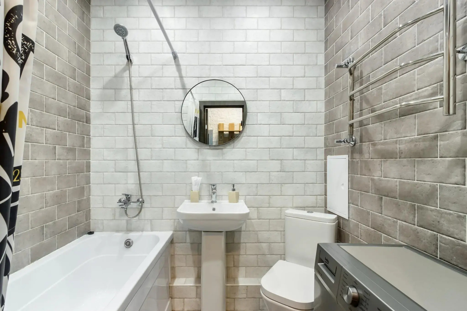 Апартаменты на Доломановском переулке 124/2