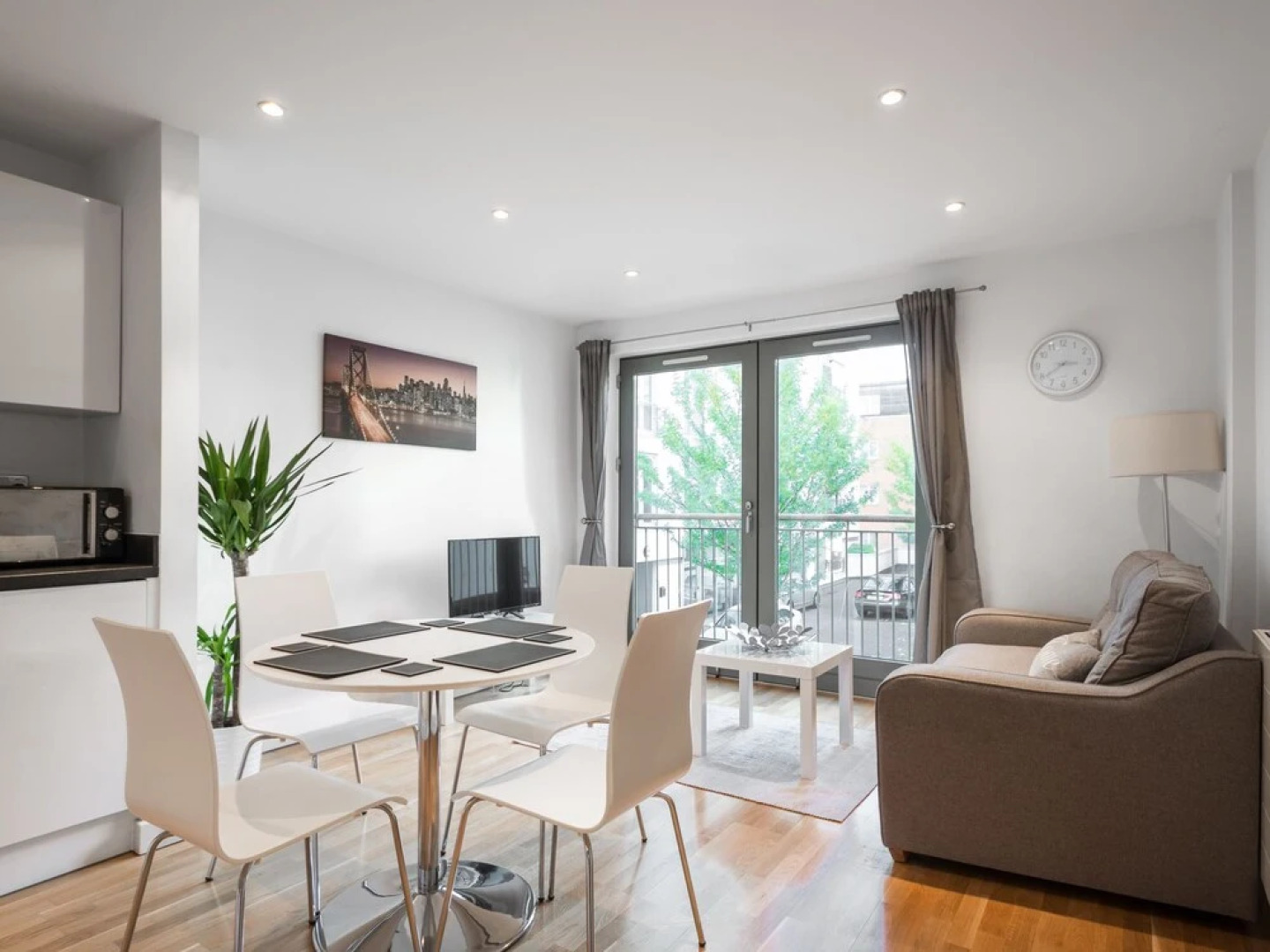 City Center Apartment