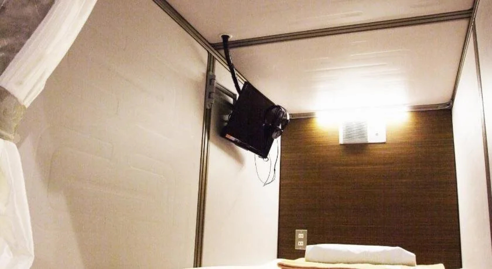 Hot Spring & Capsule Hotel copana