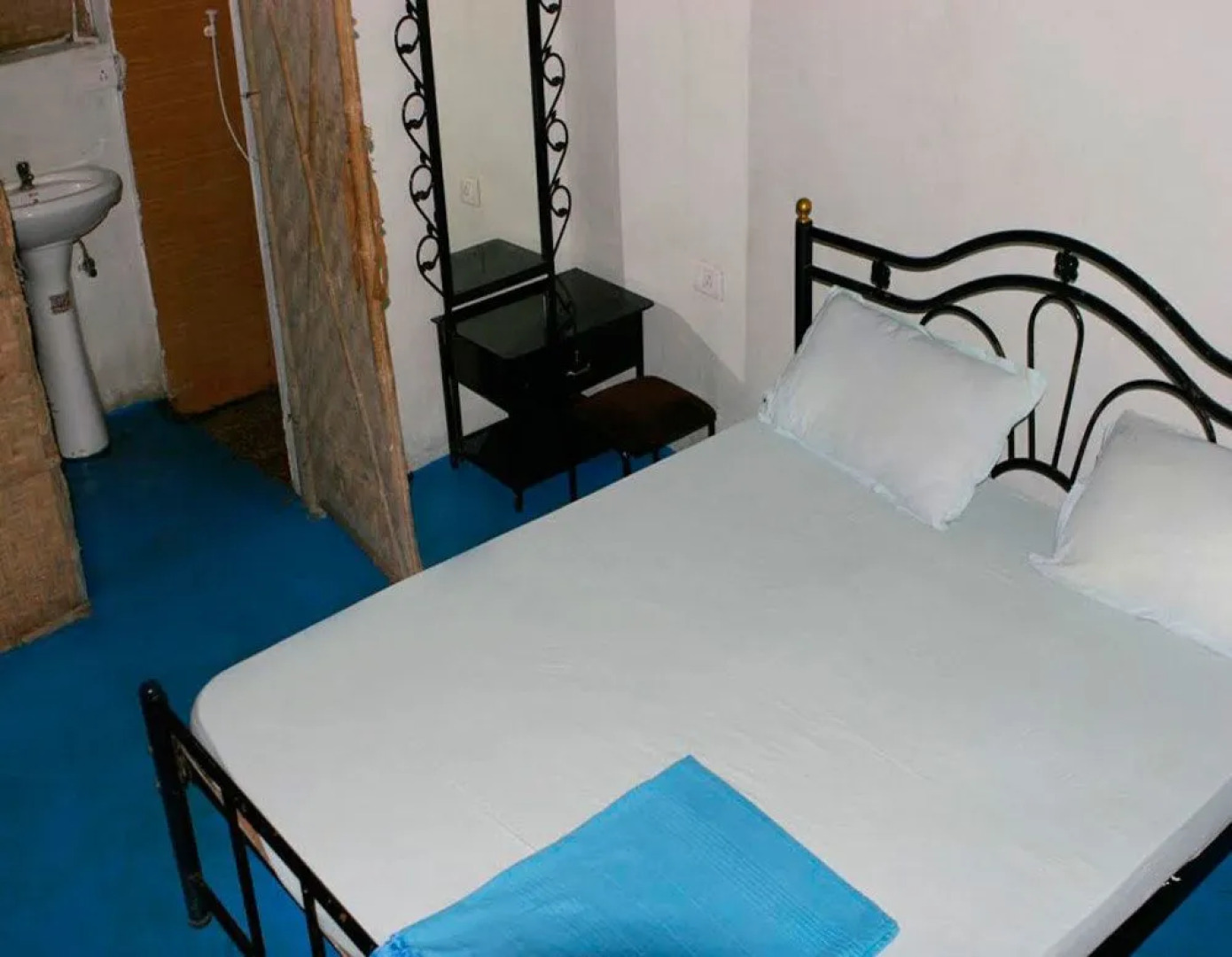Rudra Holidays Guest House