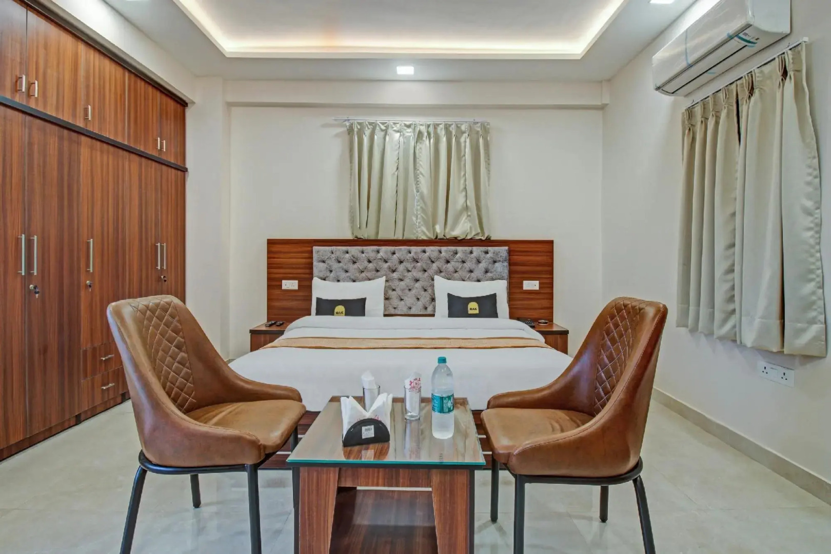 Townhouse OAK VS Shivanya