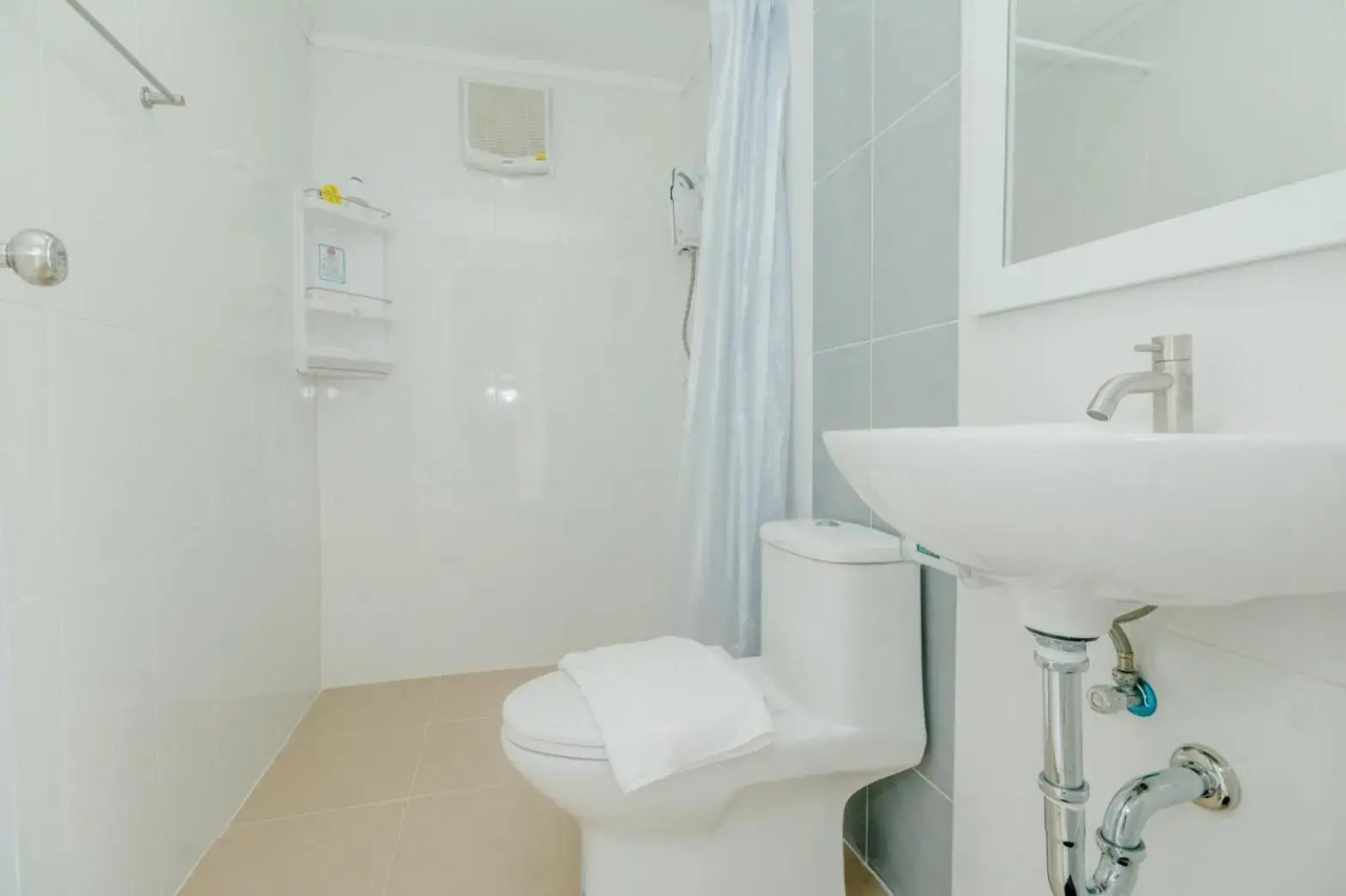 Mae On Village Resort