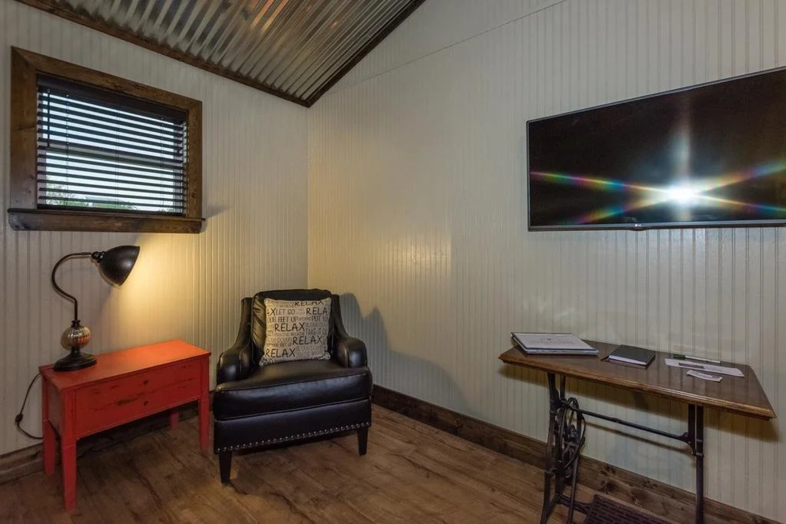 Vineyard Trail Cottages - Adults Only