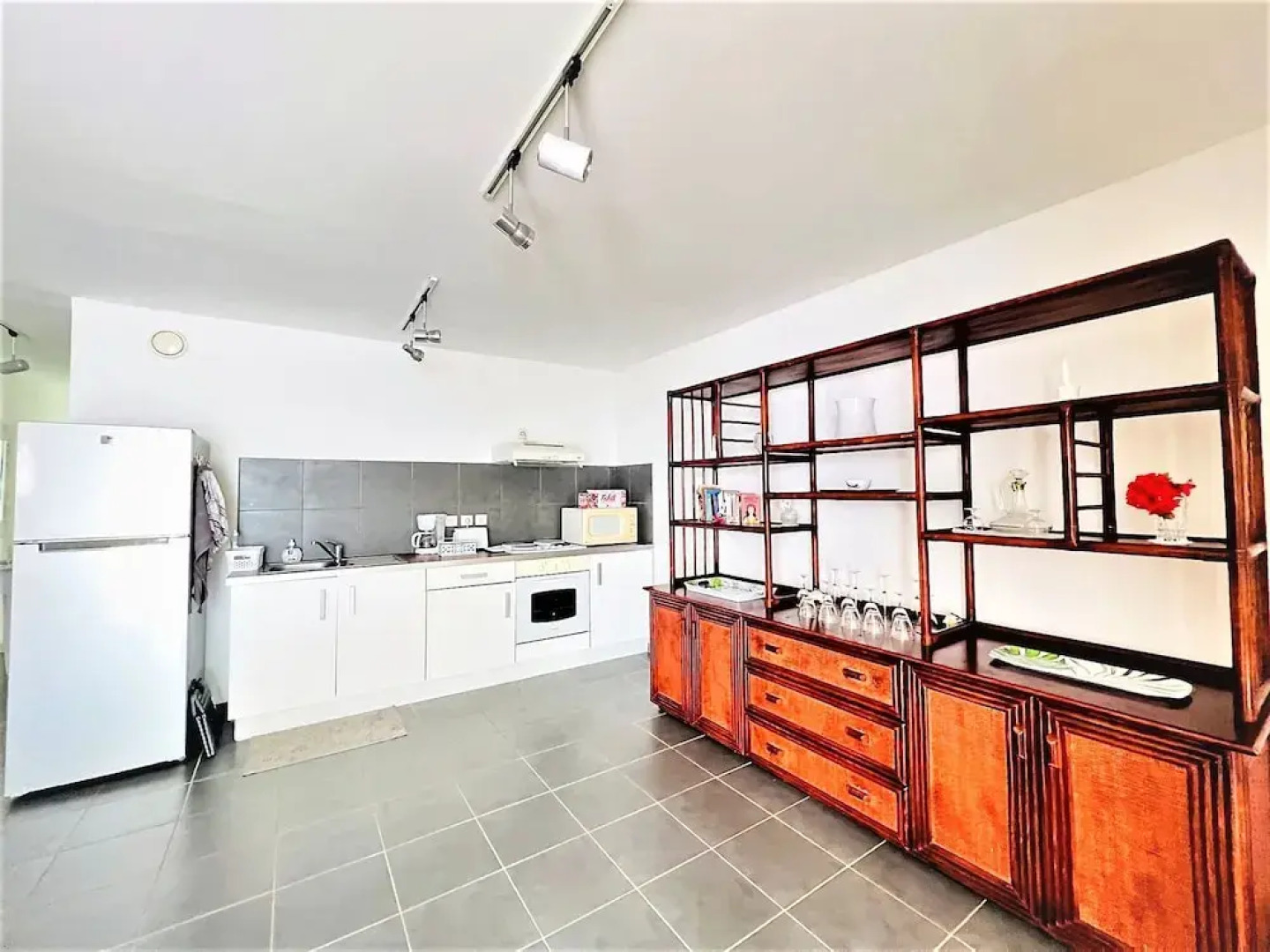 Tahiti - Toke Condo in Faa a