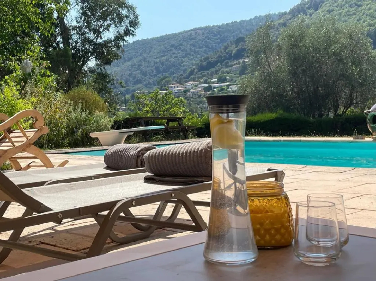 Garden house Cote d’Azur close to mountain and sea