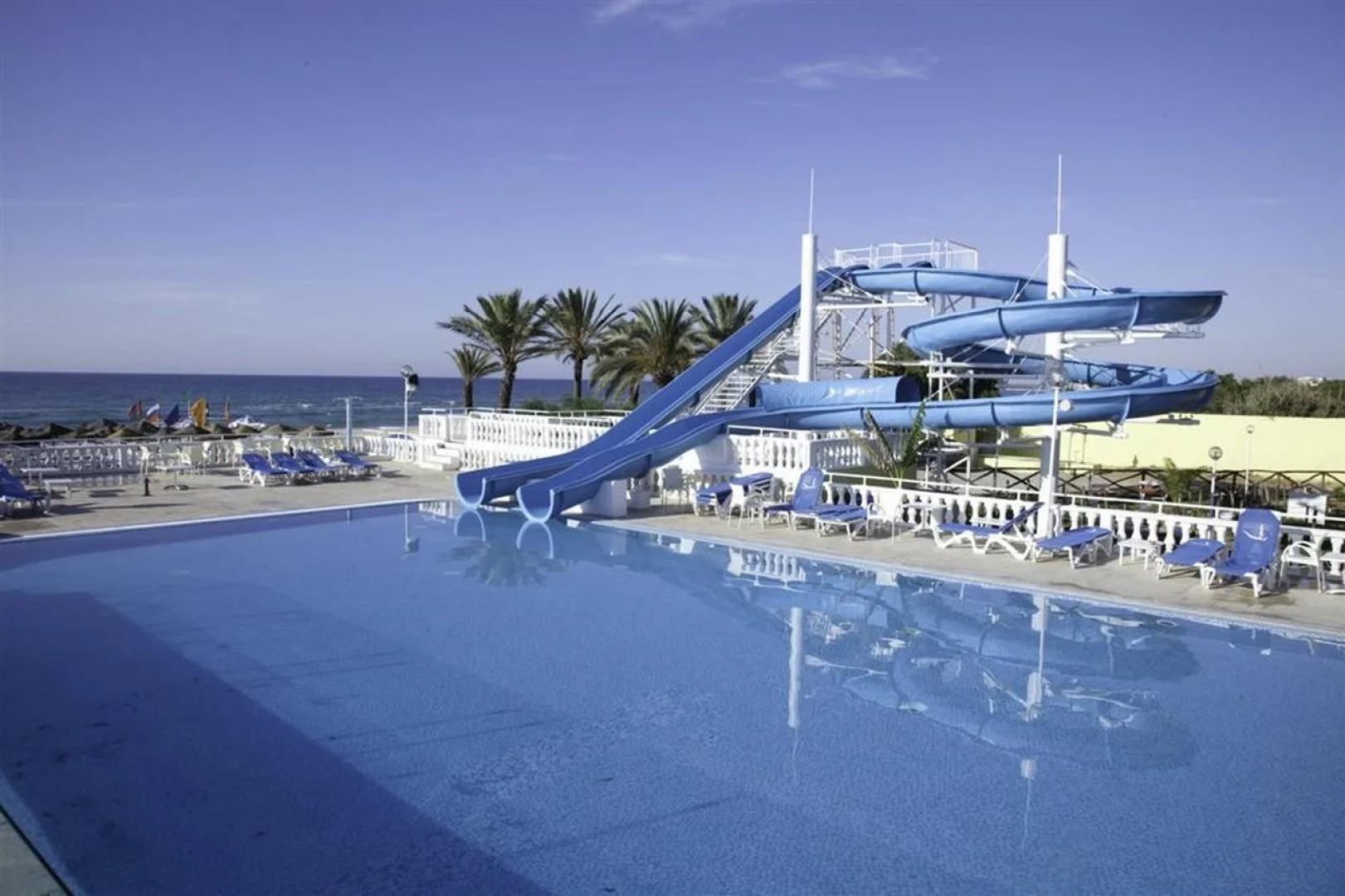 Hotel Samira Club - Caters to Couples