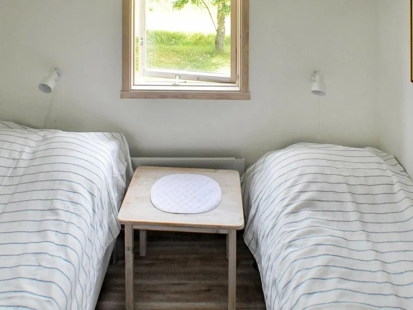 6 Person Holiday Home in Brålanda