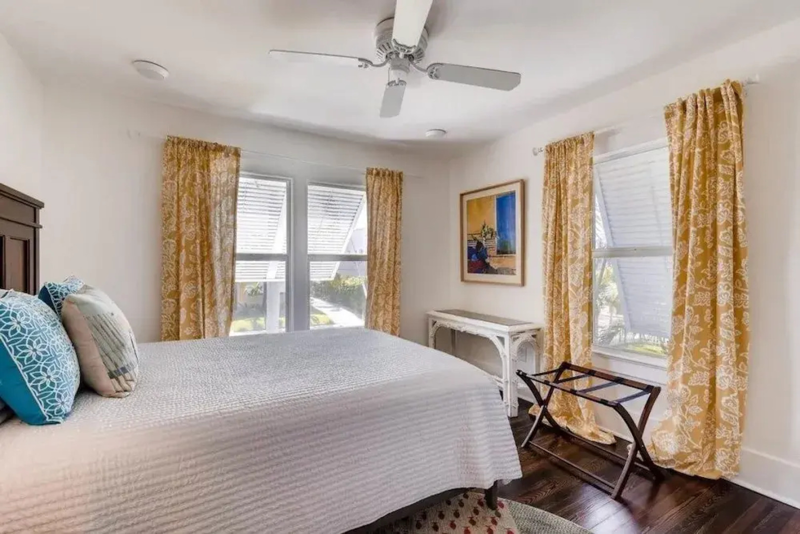 West Palm Beauty With Private Pool 4 Bedroom Home by RedAwning