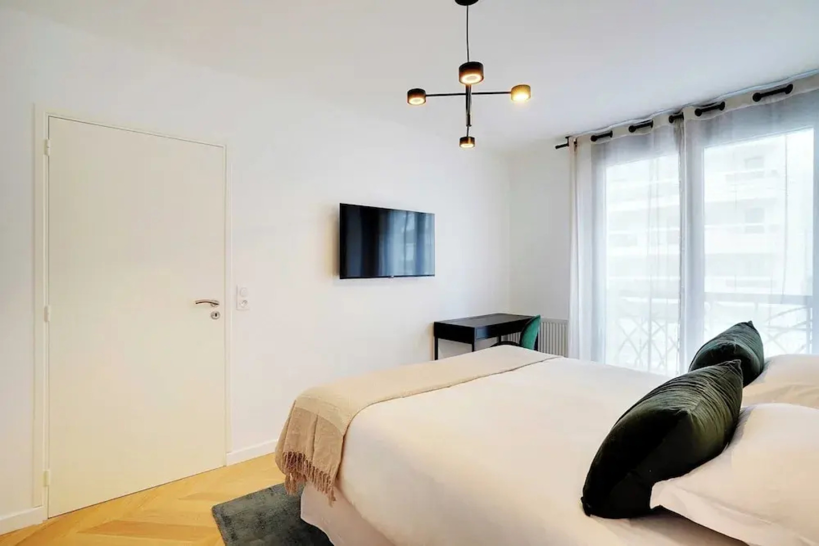 Sleek & Refined Apartment - Levallois-perret