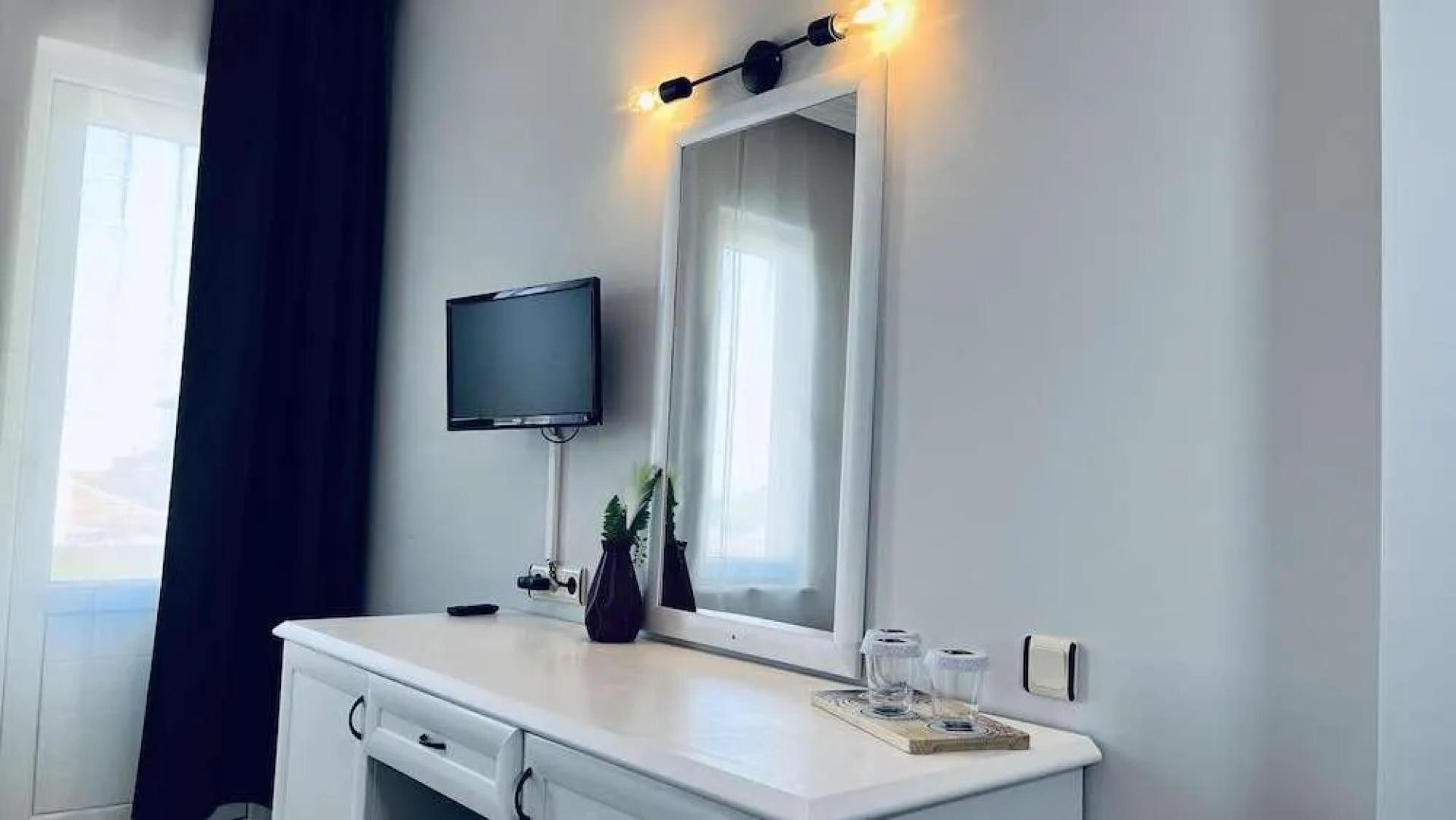 Akar Palace Resort Hotel