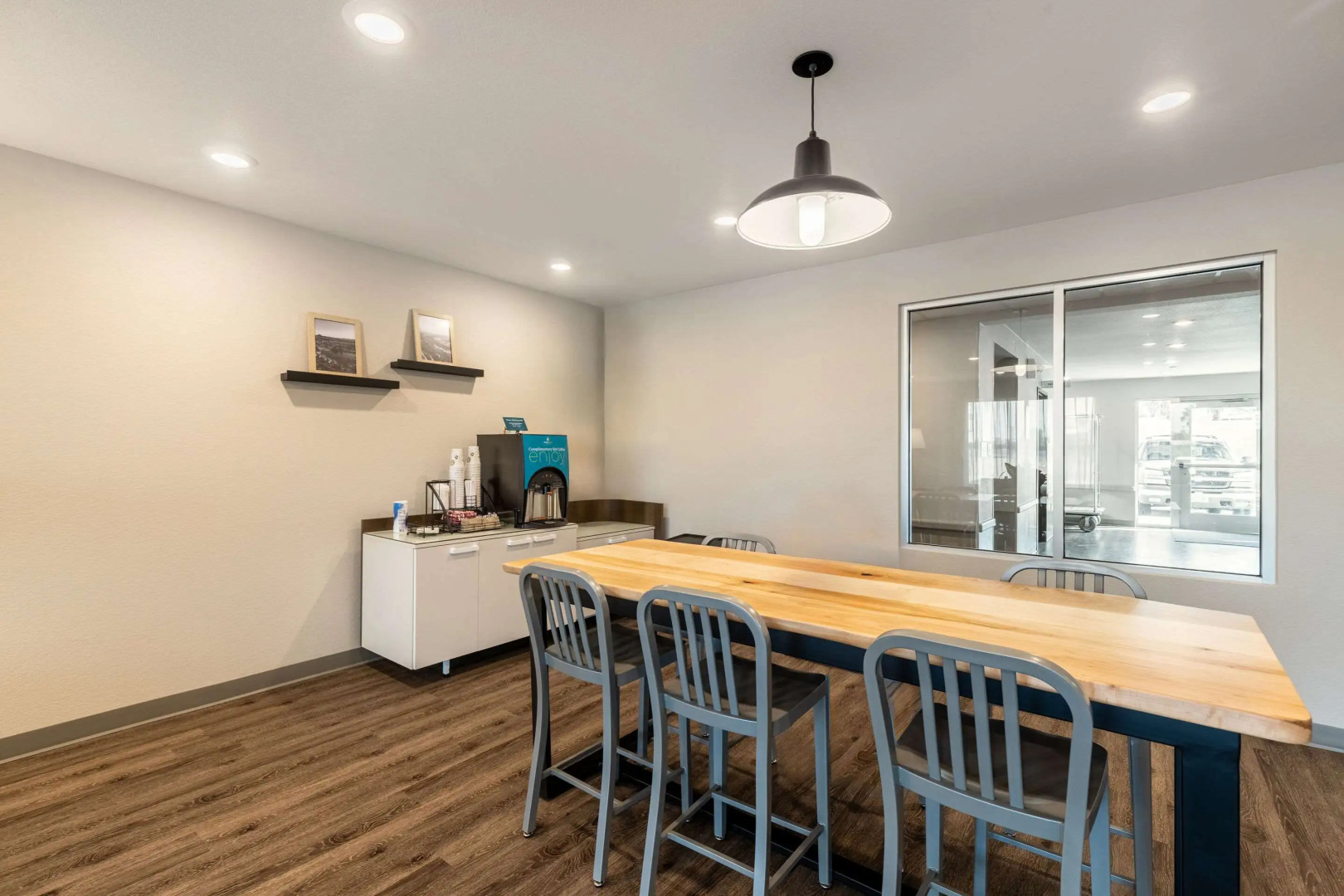 WoodSpring Suites Moreno Valley