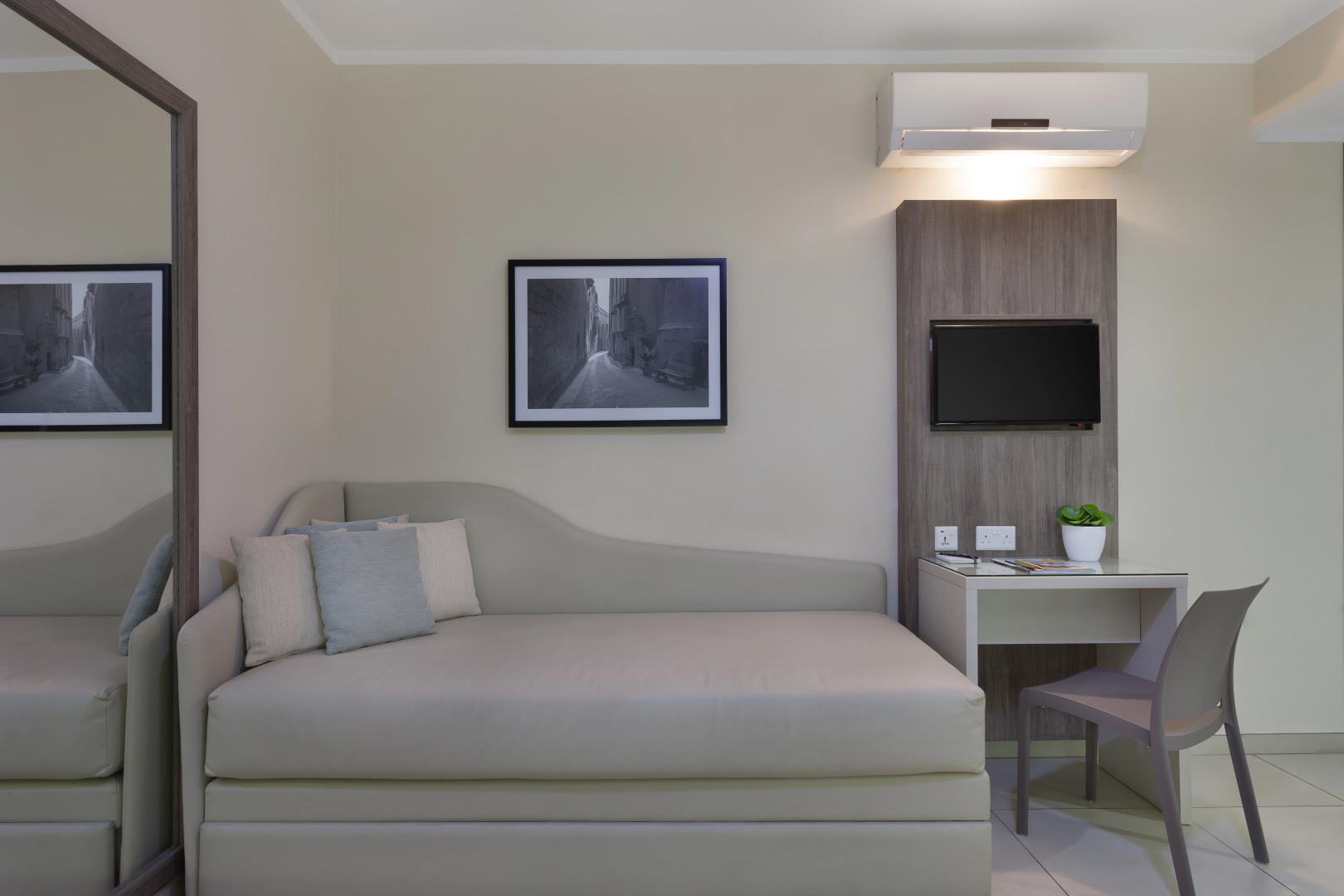 115 The Strand Hotel by NEU Collective