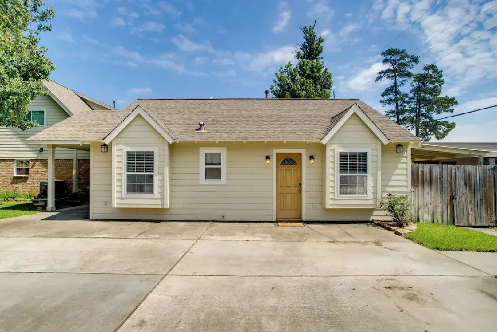 Cozy Shenandoah Home < 2 Mi to The Woodlands Mall!