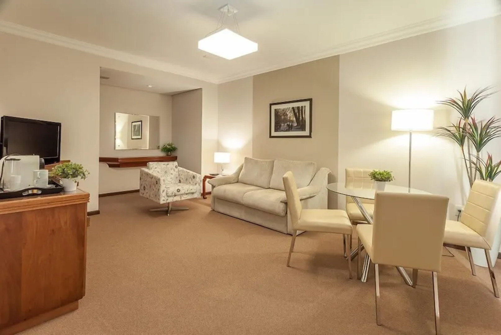 Monthez Hotel & Eventos