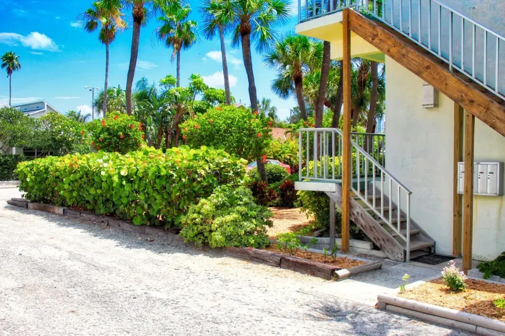 Premier Pass-a-grille Beachside Condo (108-14)