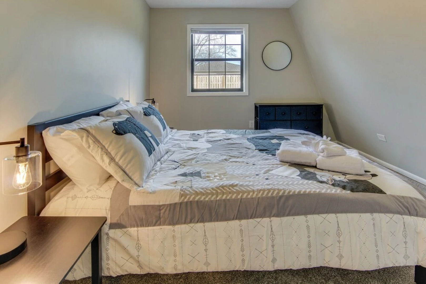 Dog-friendly Mills River Townhome: Fire Pit, Yard!