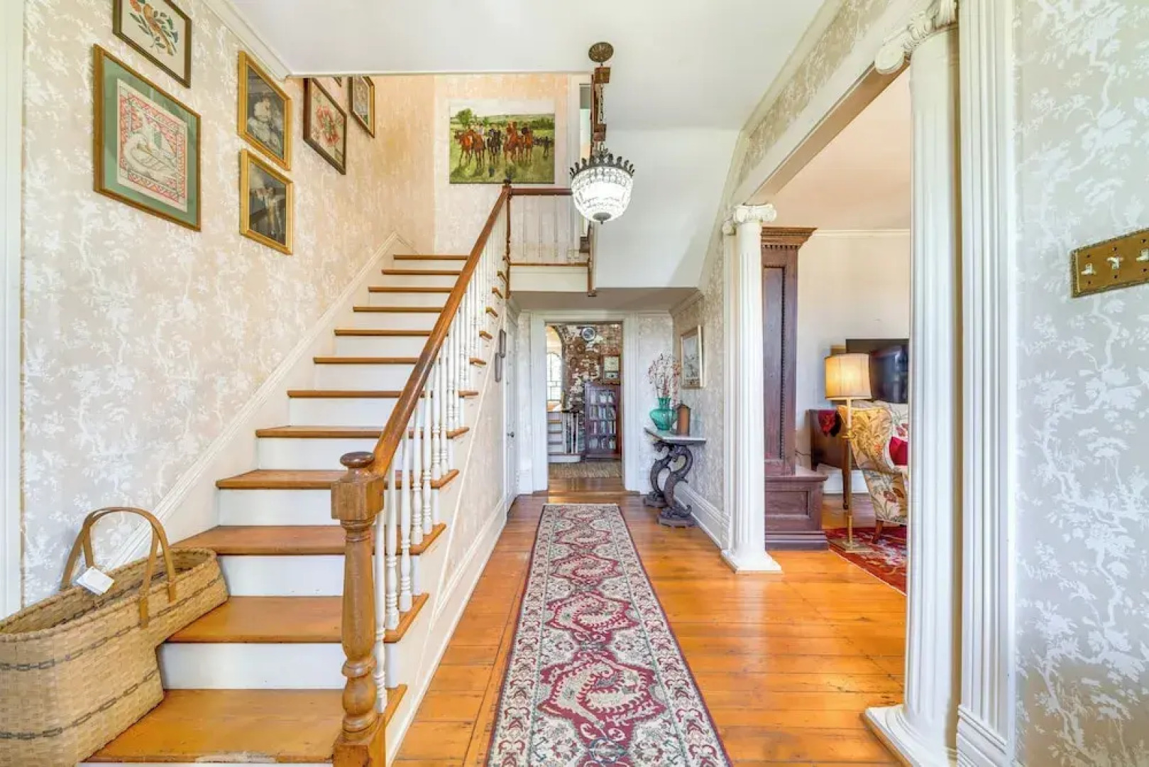 Historic & Spacious Family Home in Nicholasville!