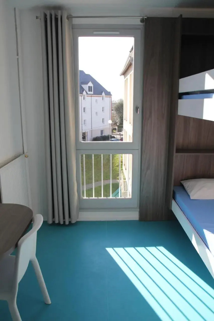 Auberge De Jeunesse DOrleans Et CRJS