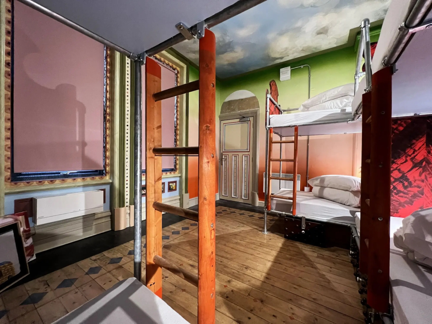 Art Hostel