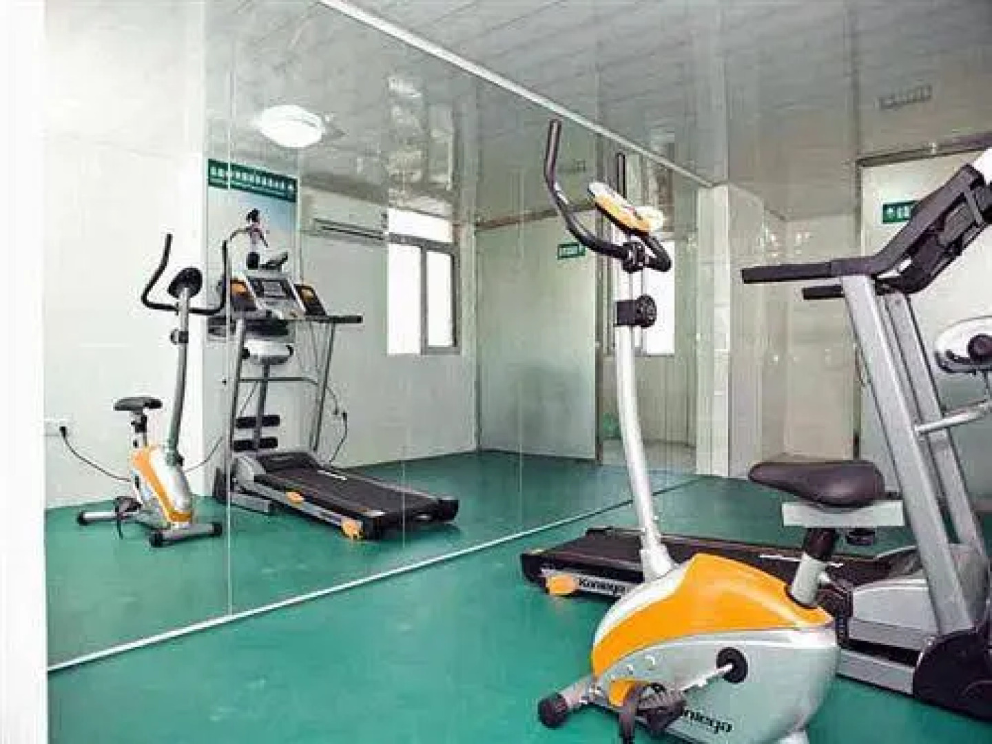 GreenTree Inn Anhui Fuyang Middle Yingzhou Road Business Hotel