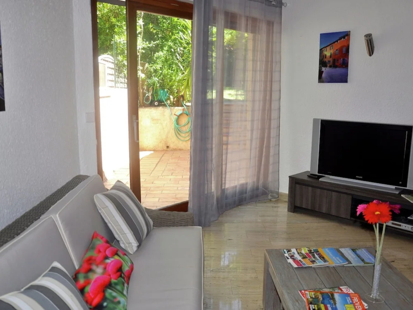 Classy Holiday Home With Swimming Pool, Garden, Tennis Court