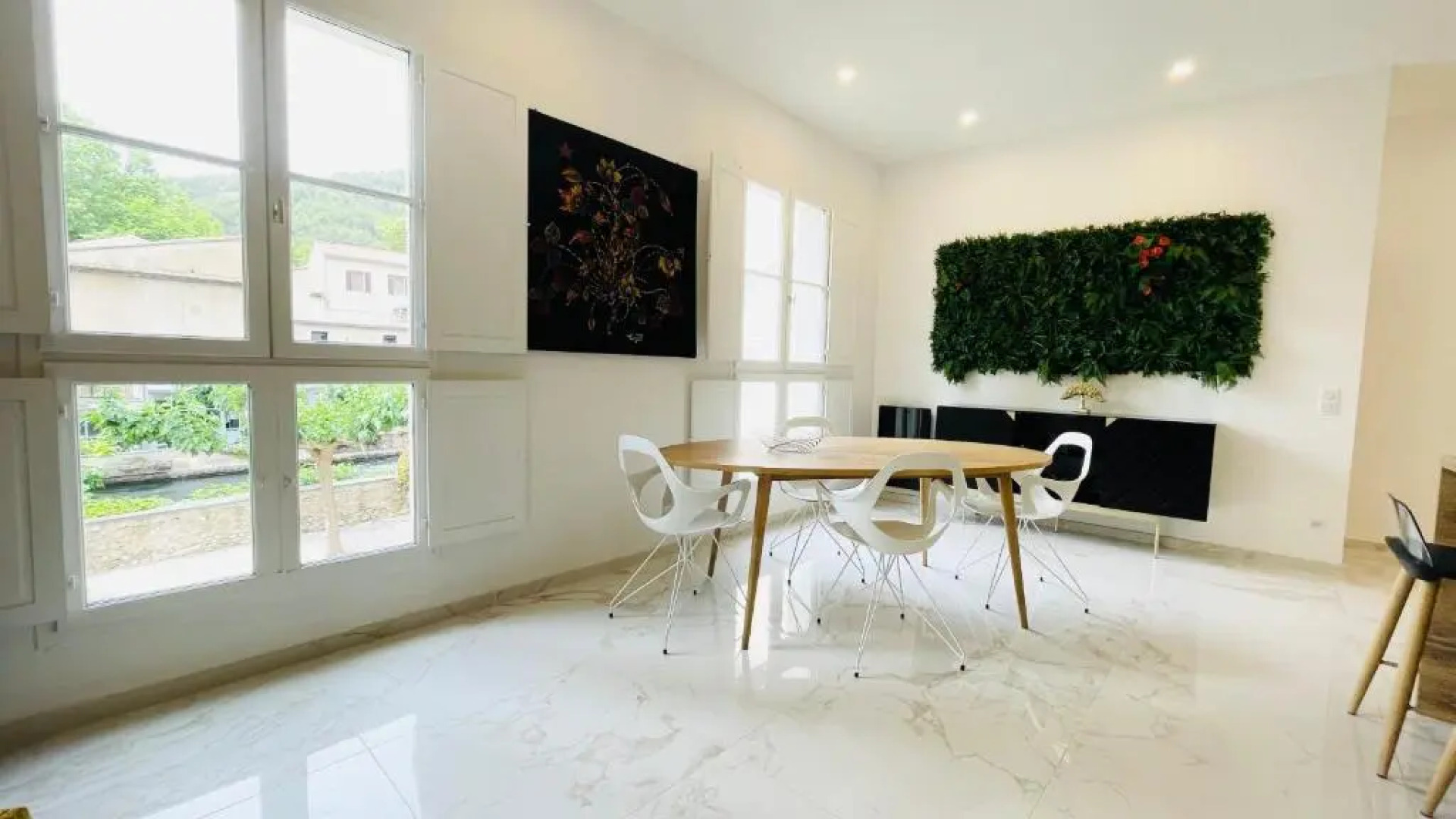 SAKINA Appartement en bord de sorgue