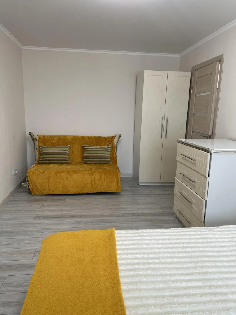 Апартаменты на улице Октябрьская 8