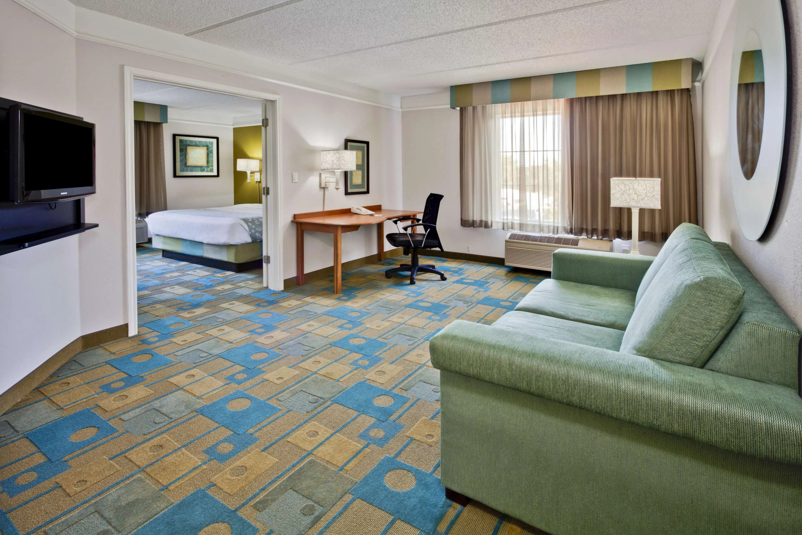 La Quinta Inn & Suites by Wyndham Ft. Lauderdale Airport