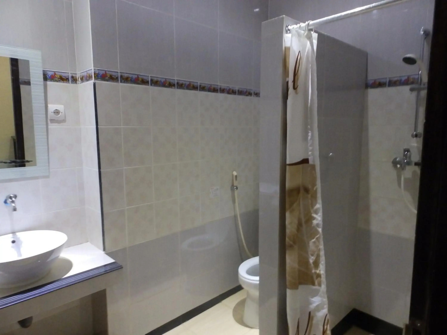 Bahari Family Hotel