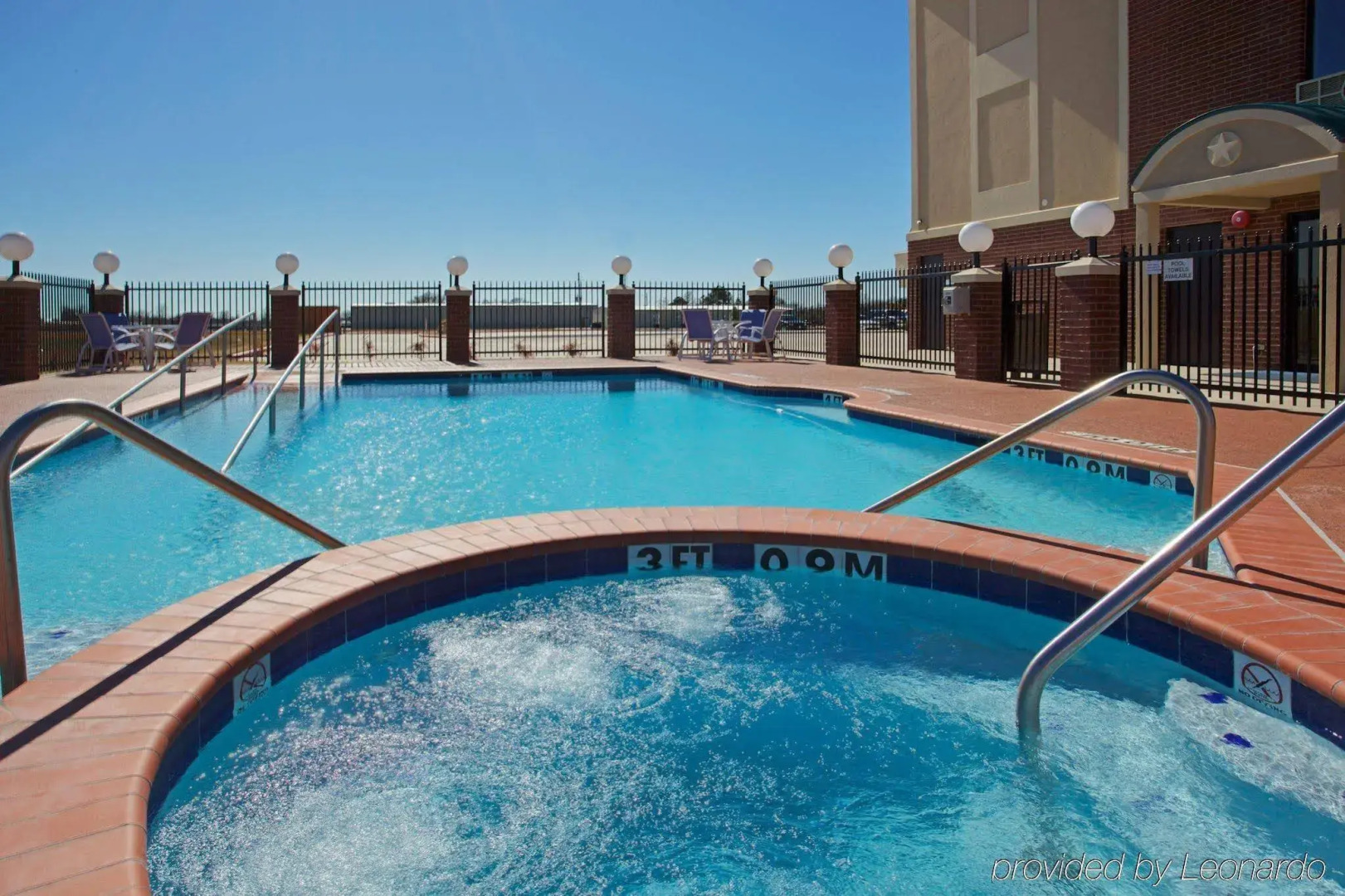 Holiday Inn Express & Suites Waller - Prairie View by IHG