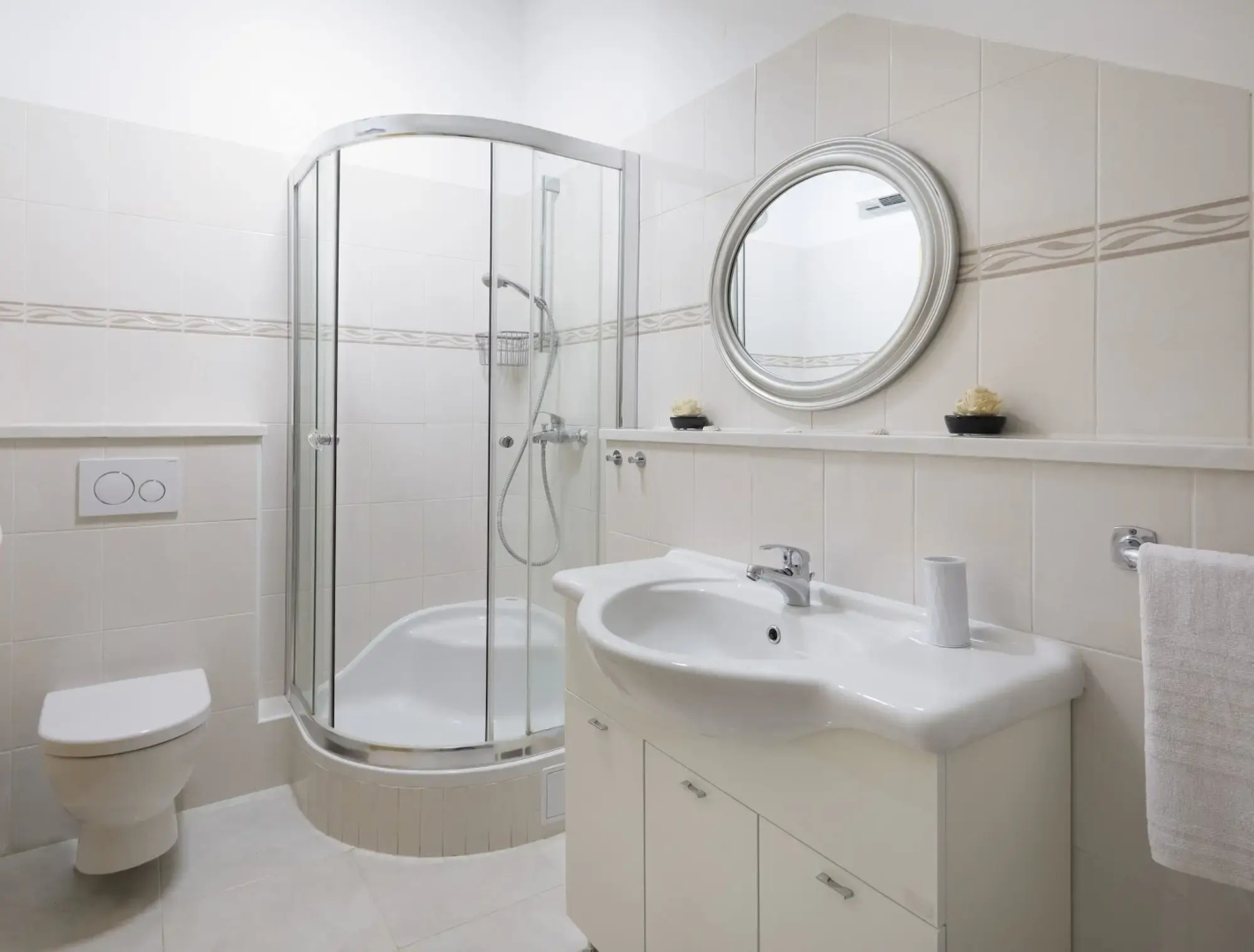 Split Center Suites