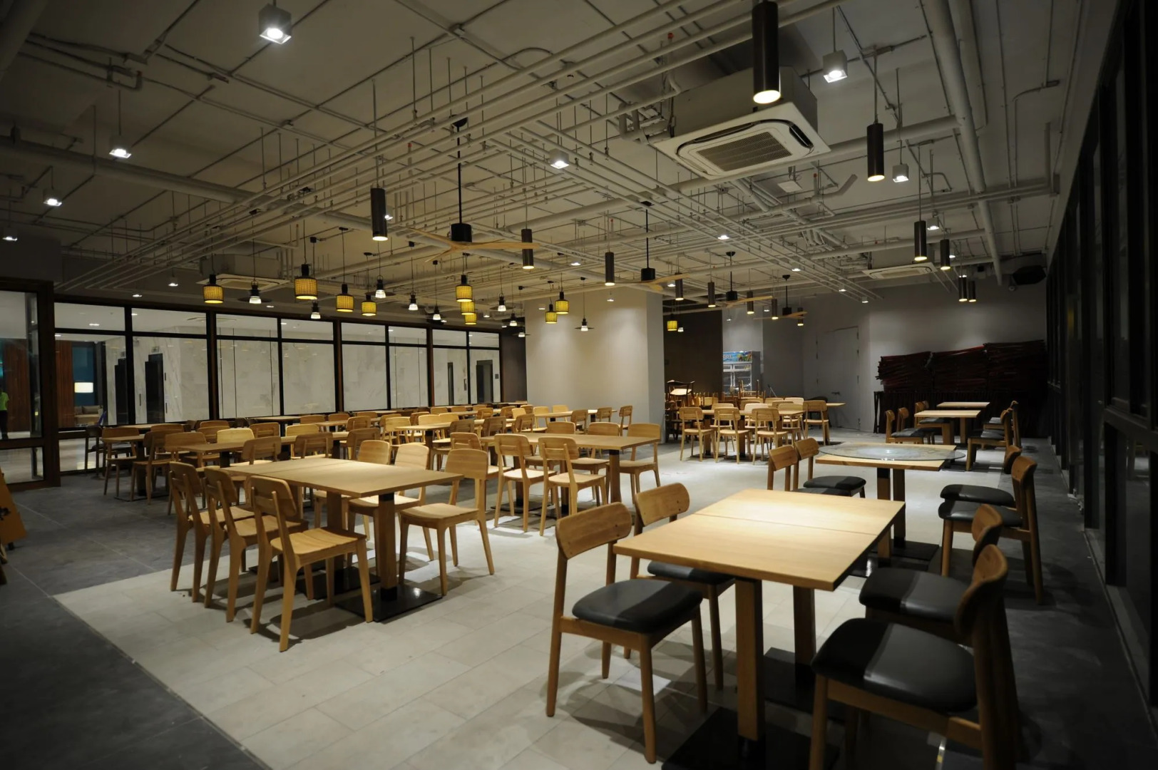 Oakwood hotel & Residence Sri Racha