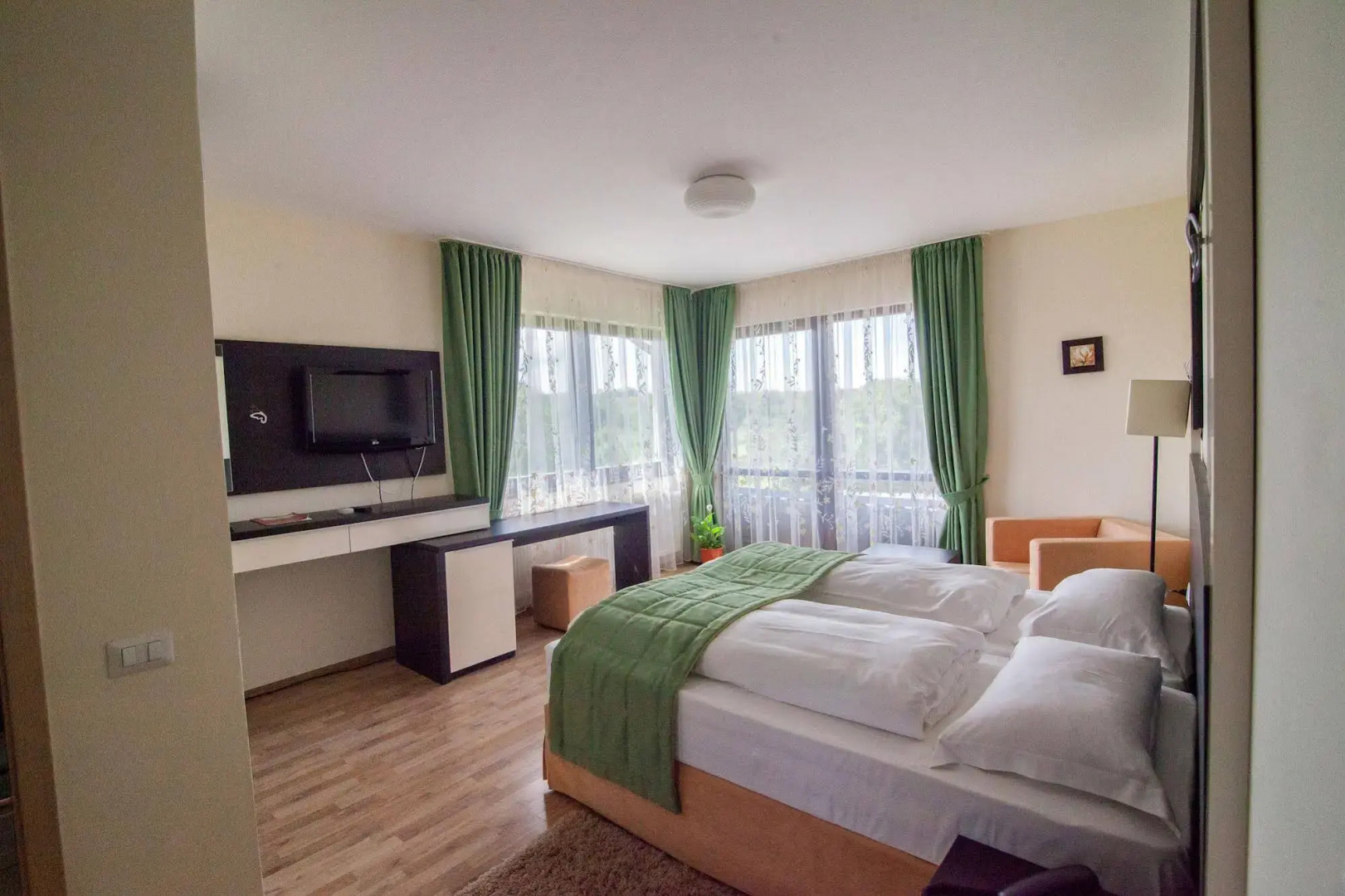 Armonia by Aristocratis