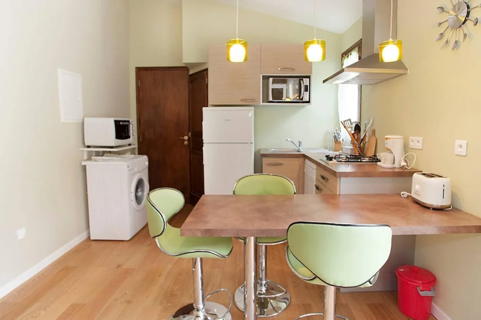 Studio in Furiani, With Pool Access, Enclosed Garden and Wifi - 4 km From the Beach