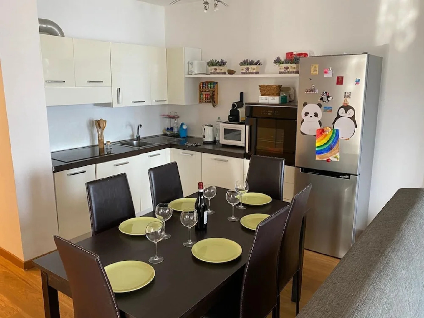 Elizaveta Apartment With Lake View and Terrace