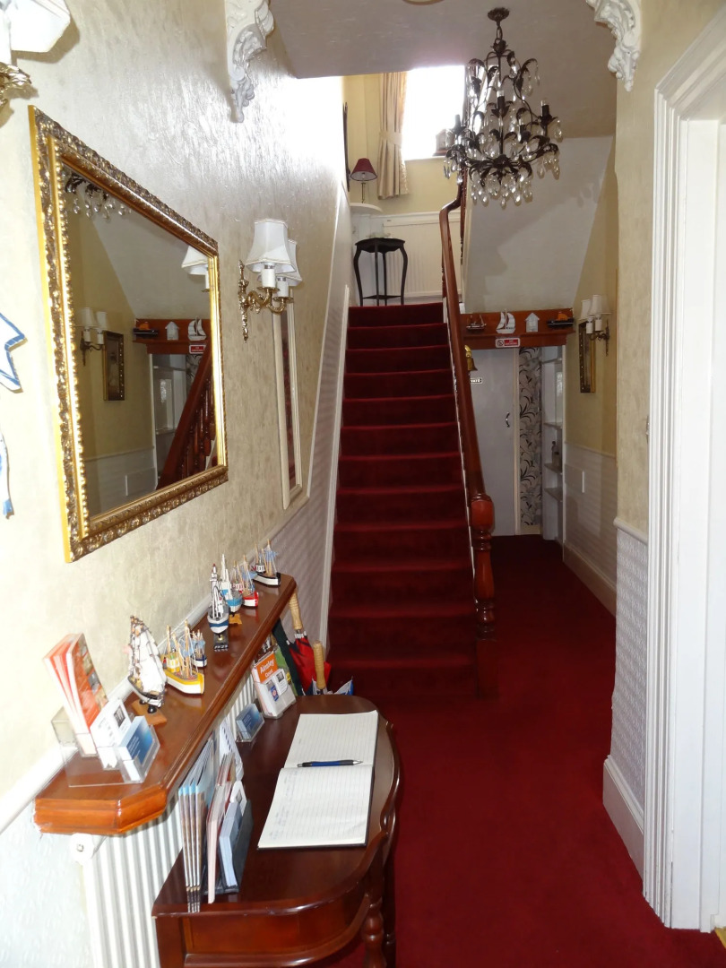 Ainsley Court Guest House