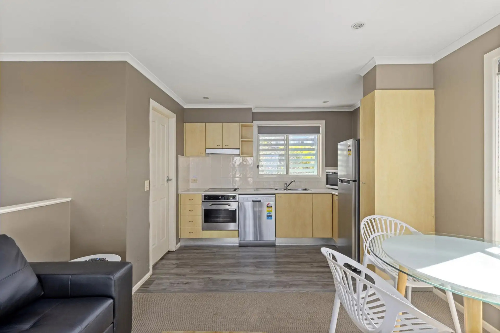 Aqualuna Beach Resort