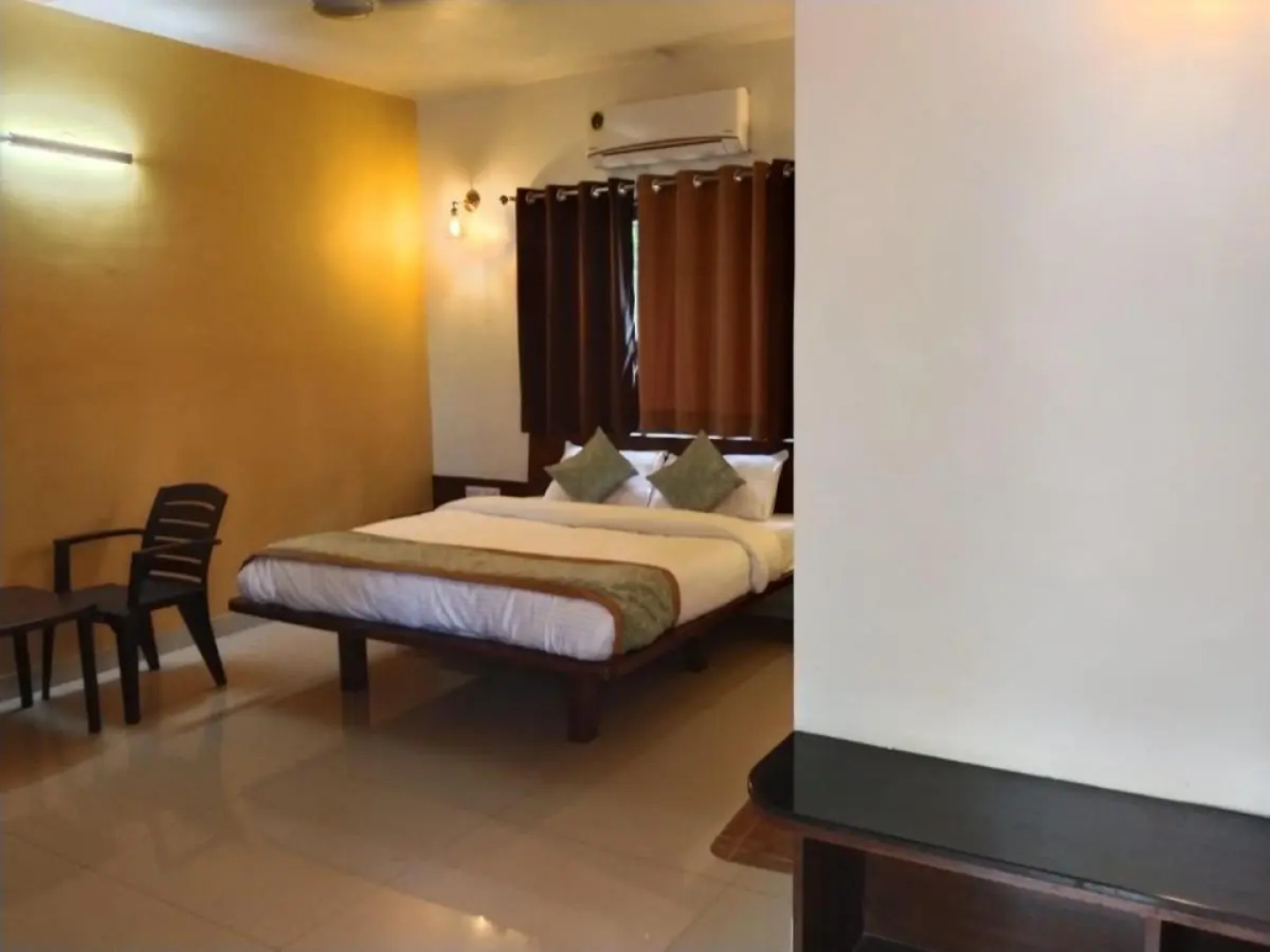 Cocorico Beach Resort