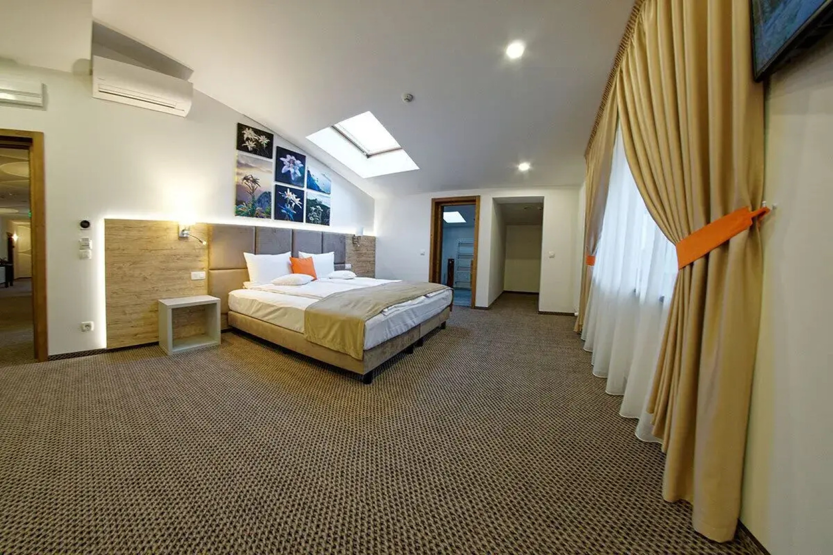 Aquarius Boutique Hotel