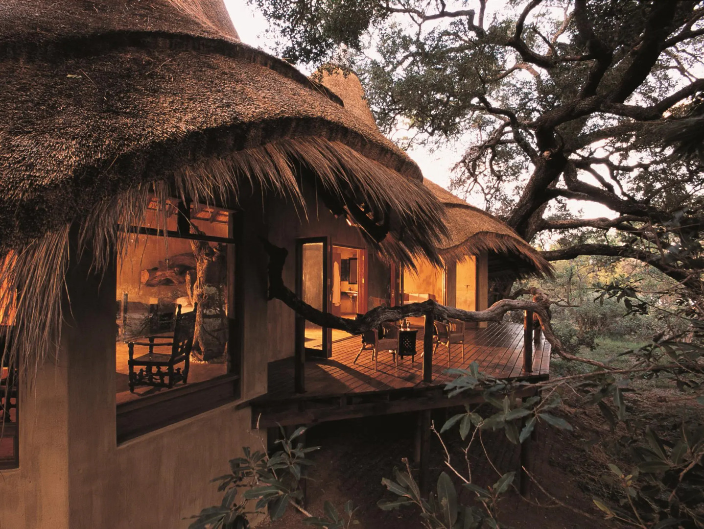 Pondoro Game Lodge  - Open to Kruger Park