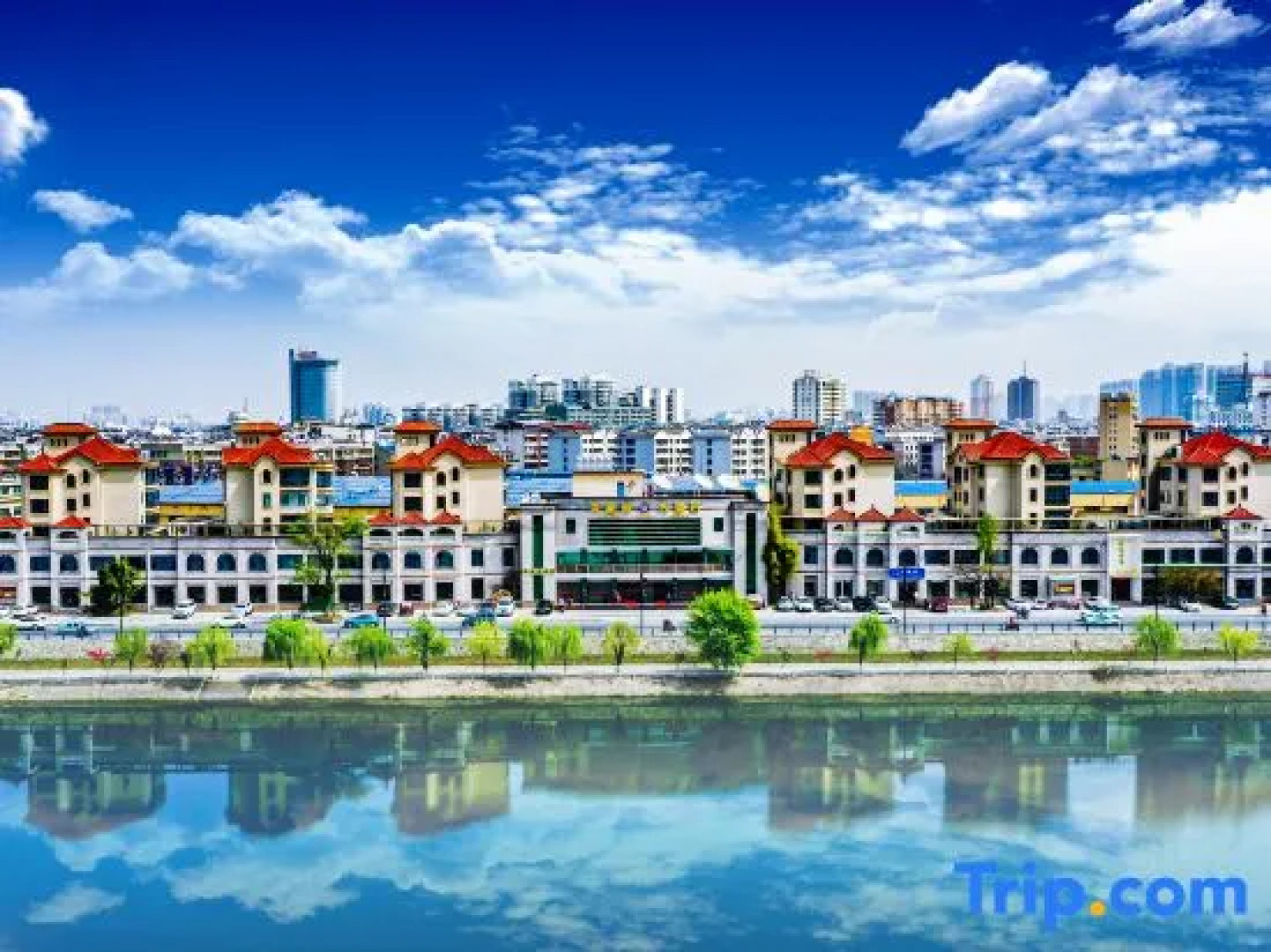 Qixing Lake Leisure Hotel