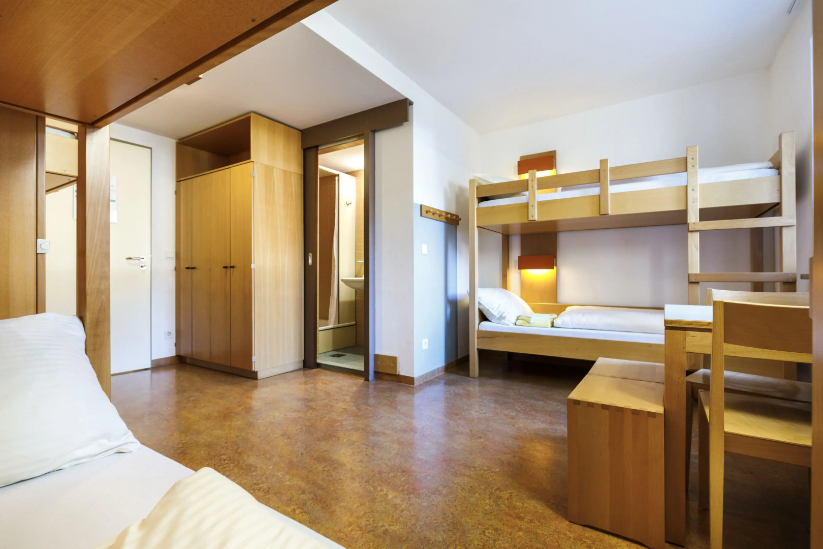 DJH Garmisch- Partenkirchen - Hostel