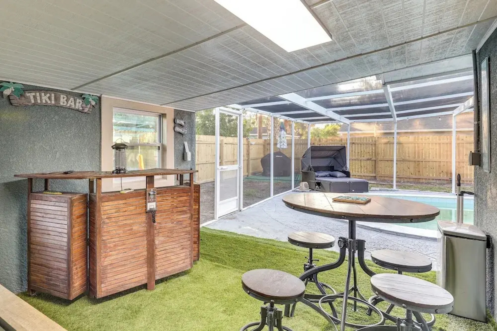 3 Mi to Apollo Beach Preserve: Family Retreat!