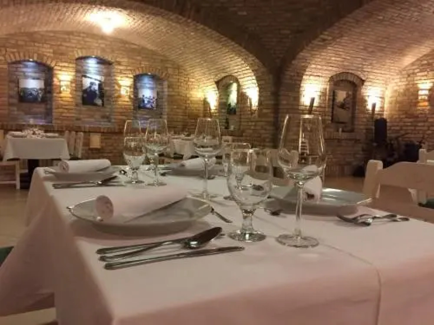 Kokeny es Fia Cottage Houses