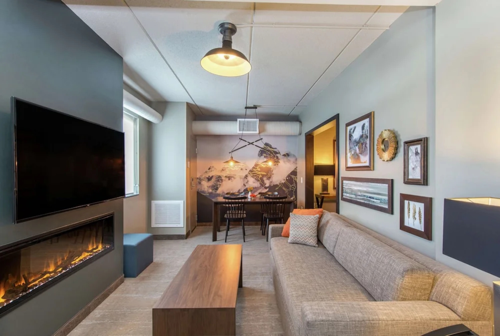 Hotel Saranac, Curio Collection by Hilton