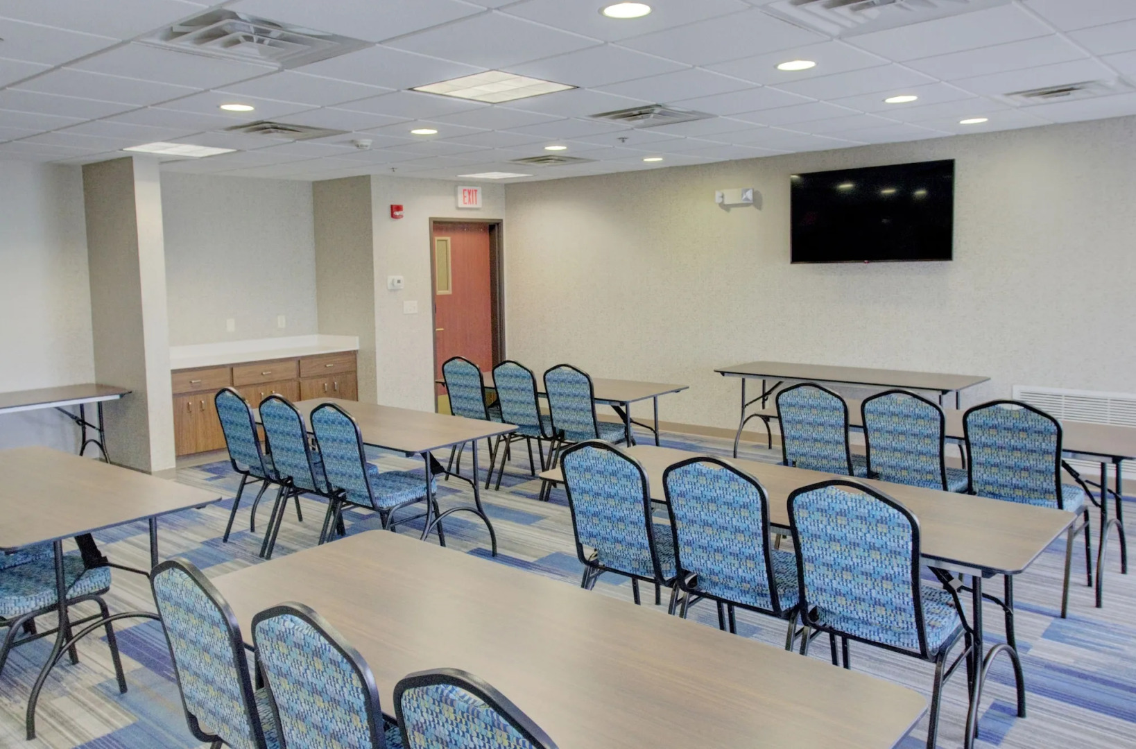 Holiday Inn Express Hotel & Suites Le Mars by IHG