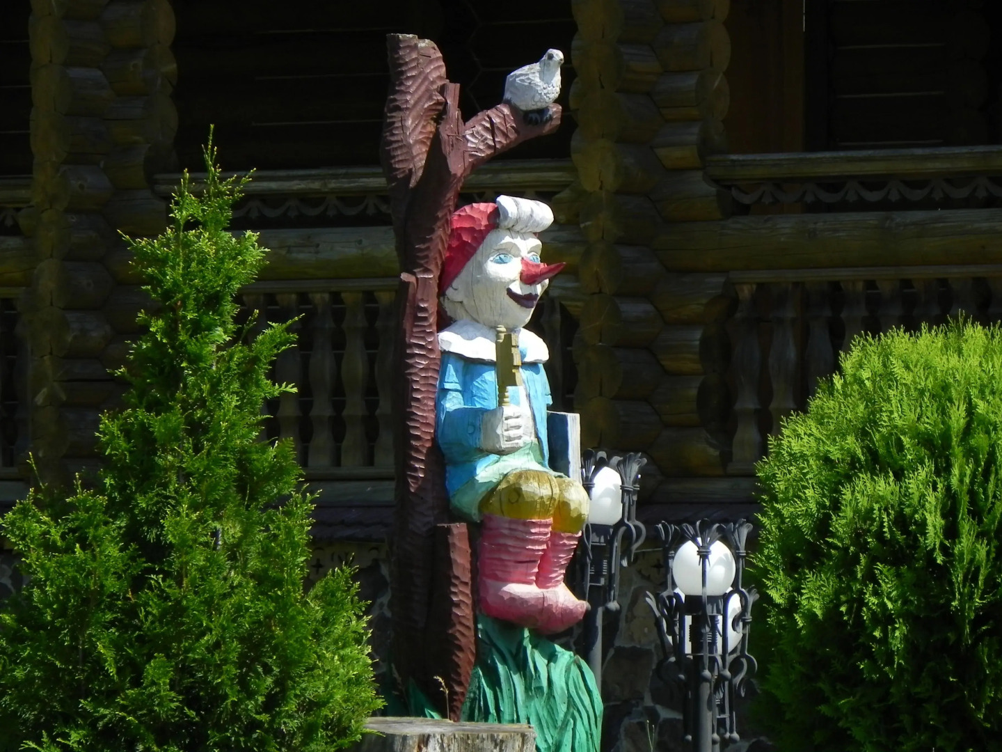 Гостинично-ресторанный комплекс «Скольмо»