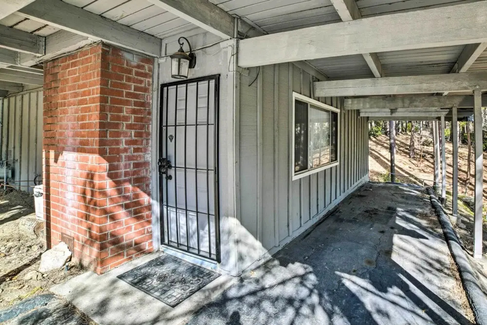 Cozy Cabin ~ 3 Mi to Lake Arrowhead Village